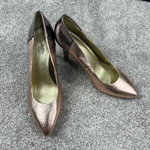 New-Seychelles Metallic heels size 9